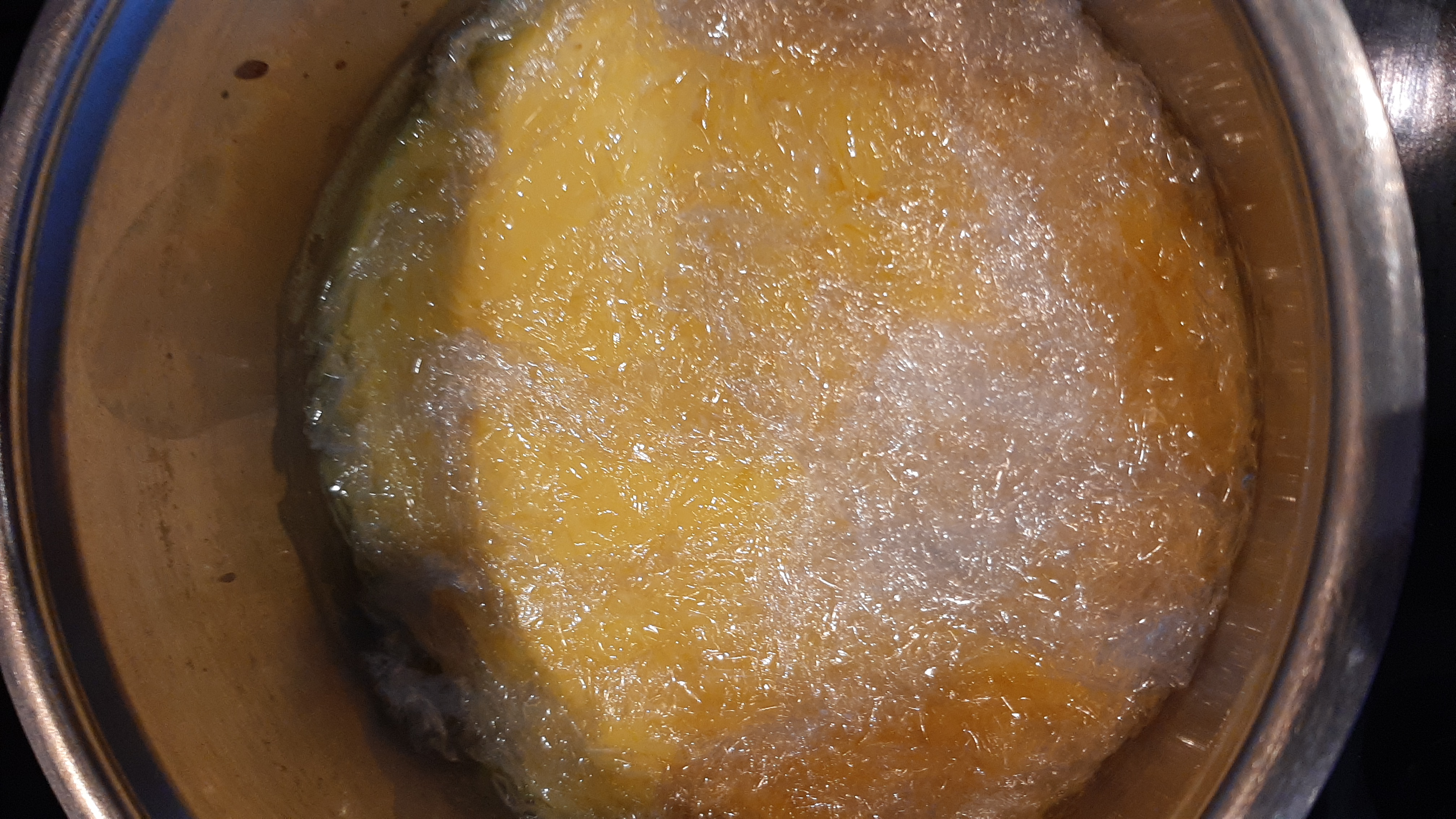 Crema con pellicola